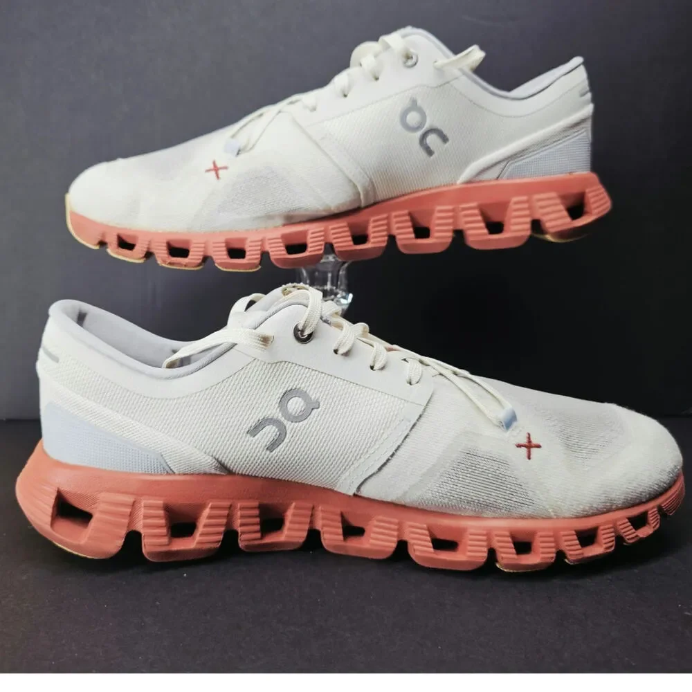 On Running oncloud sole